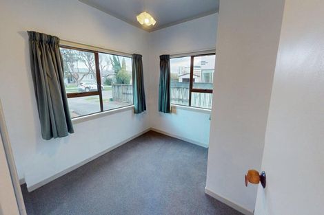 Photo of property in 33 Puriri Terrace, Roslyn, Palmerston North, 4414