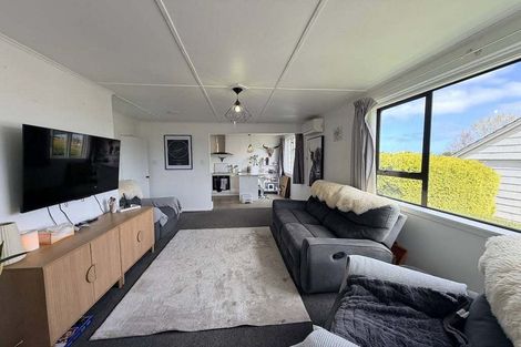 Photo of property in 21 Burgess Street, Green Island, Dunedin, 9018