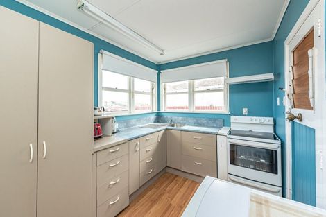 Photo of property in 49 Matai Street, Castlecliff, Whanganui, 4501