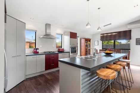 Photo of property in 6 Ruahine Place, Parklands, Christchurch, 8083