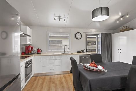 Photo of property in 3a Kingsbridge Drive, Burwood, Christchurch, 8083