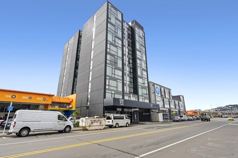 Photo of property in Proximity Apartment Hotel, 906/172 Thorndon Quay, Pipitea, Wellington, 6011
