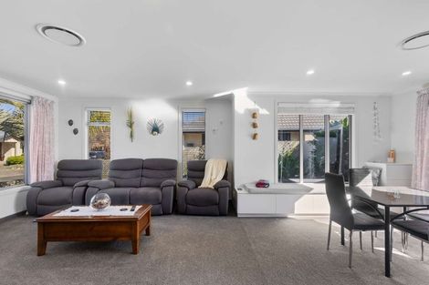 Photo of property in 16 Claire Place, Motueka, 7120