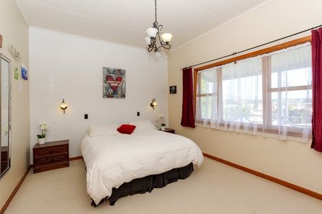 Photo of property in 6 Mouatt Street, Waitara, 4320