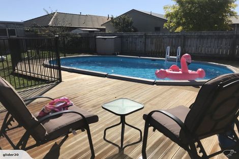 Photo of property in 12 Gandalf Crescent, Paraparaumu, 5032