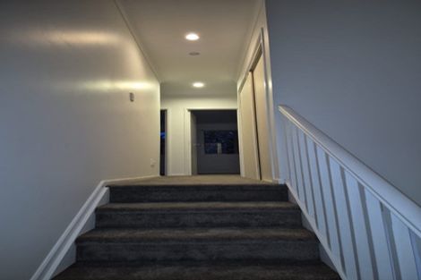 Photo of property in 17 Trimaran Drive, Gulf Harbour, Whangaparaoa, 0930