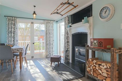 Photo of property in 17 Miro Street, Inglewood, 4330