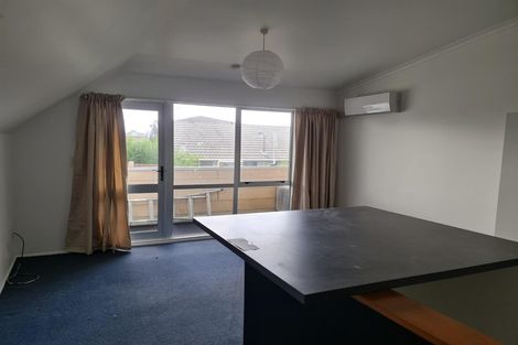 Photo of property in 2/7 Division Street, Riccarton, Christchurch, 8041