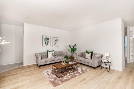 Photo of property in 8 Moemoea Avenue, Kumeu, 0810