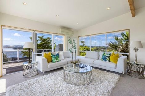 Photo of property in 193 Sandspit Road, Shelly Park, Auckland, 2014