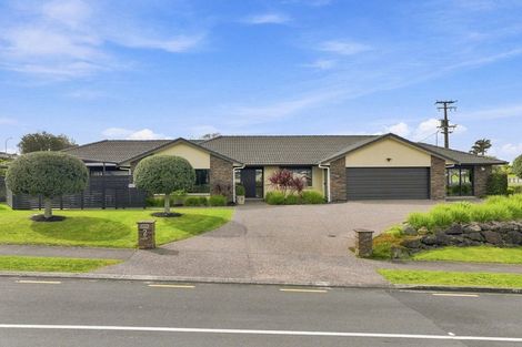 Photo of property in 2 Flavell Drive, Orewa, 0931