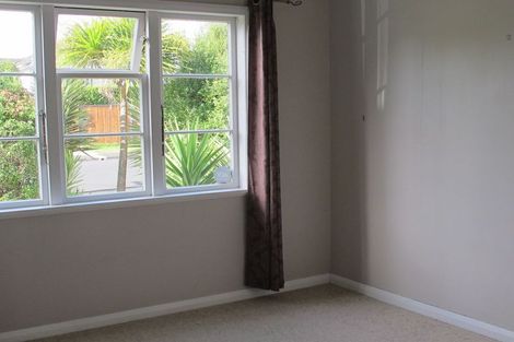 Photo of property in 12 Churchill Drive, Wilton, Wellington, 6035