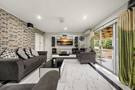 Photo of property in 417 Great South Road, Opaheke, Papakura, 2113