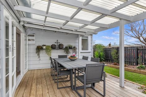 Photo of property in 5 Jordan Street, Hikurangi, 0114