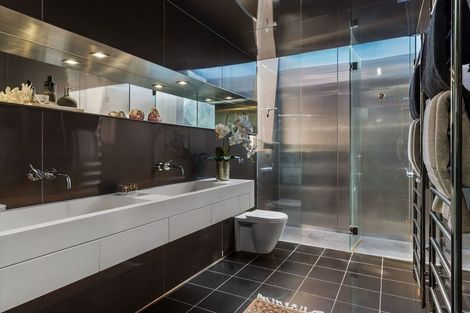 Photo of property in 11 Waiwetu Street, Fendalton, Christchurch, 8052