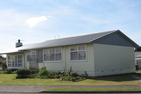 Photo of property in 4 Clouston Crescent, Fenton Park, Rotorua, 3010