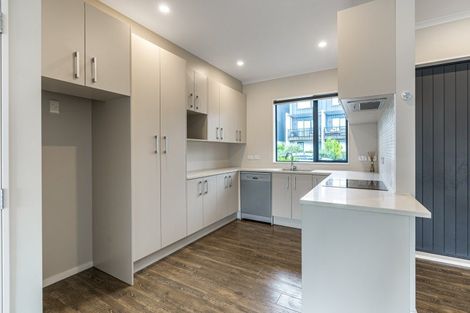 Photo of property in 3 Tahuhu Road, Mount Wellington, Auckland, 1062