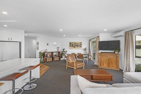 Photo of property in 1/271 Avonhead Road, Avonhead, Christchurch, 8042