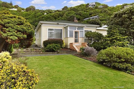 Photo of property in 156a Queens Drive, Lyall Bay, Wellington, 6022