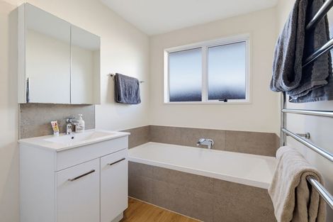 Photo of property in 2/39 Richill Street, Belfast, Christchurch, 8051