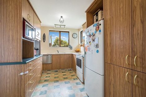 Photo of property in 76 Eskdale Road, Papakowhai, Porirua, 5024