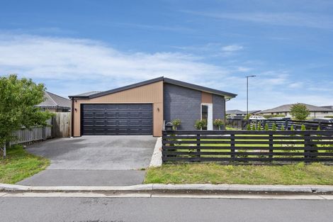 Photo of property in 25 Arabella Crescent, Yaldhurst, Christchurch, 8042