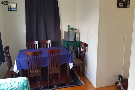 Photo of property in 20-22 Sievers Grove, Cannons Creek, Porirua, 5024