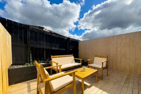 Photo of property in 6/236 Albany Highway, Schnapper Rock, Auckland, 0632