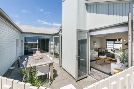 Photo of property in 5 Winston Lane, Ahuriri, Napier, 4110