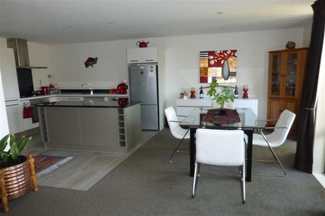 Photo of property in 21 Pavilion Crescent, Hillmorton, Christchurch, 8024