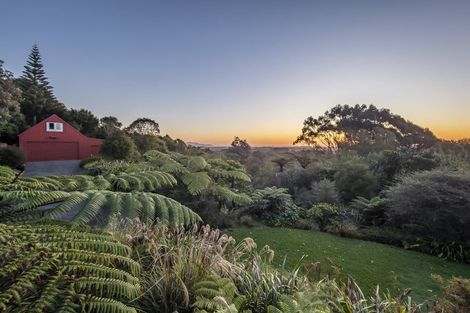 Photo of property in 35 Sunglo Terrace, Otaki, 5512