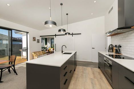 Photo of property in 63 Olds Crescent, Cromwell, 9310
