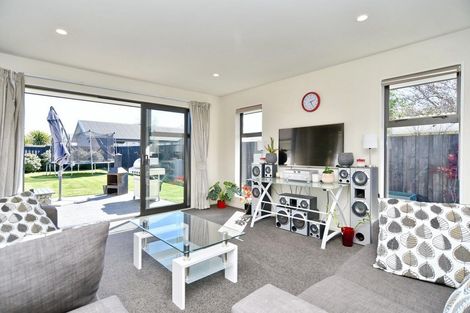 Photo of property in 12b Watkins Drive, Rangiora, 7400