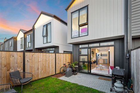 Photo of property in 35 Treloar Crescent, Hobsonville, Auckland, 0616