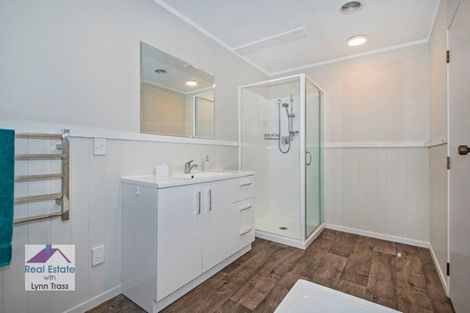 Photo of property in 13 Barclay Place, Te Kamo, Whangarei, 0112