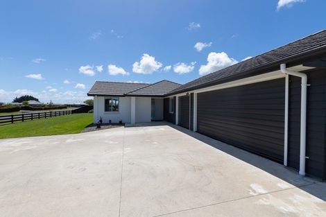 Photo of property in 96 Mount Taylor Drive, Feilding, 4775