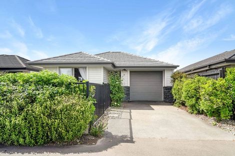 Photo of property in 35 Packard Crescent, Halswell, Christchurch, 8025