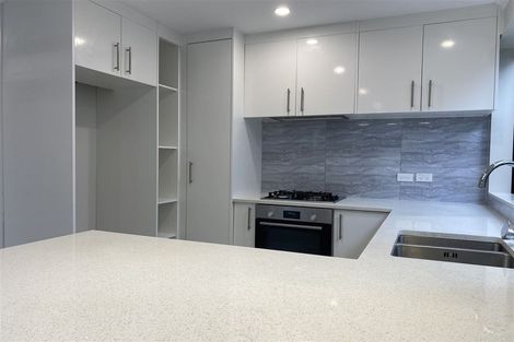 Photo of property in 6b Martin Road, Manurewa, Auckland, 2102