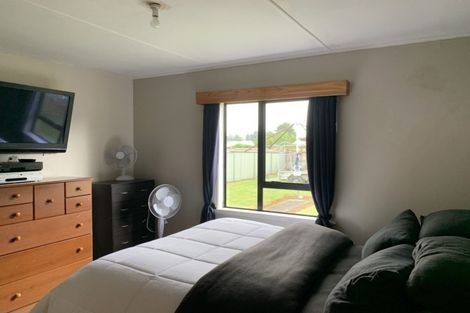 Photo of property in 5 Trafalgar Street, Dannevirke, 4930