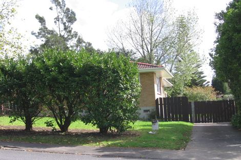 Photo of property in 13 Solar Road, Glen Eden, Auckland, 0602