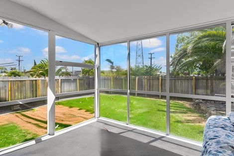 Photo of property in 42 Tiraumea Drive, Pakuranga, Auckland, 2010