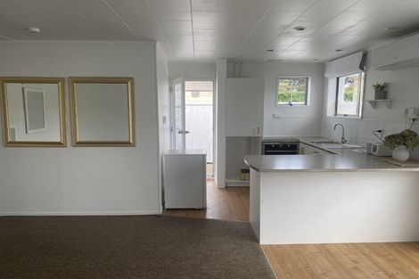 Photo of property in 96b Rimu Road, Raumati Beach, Paraparaumu, 5032