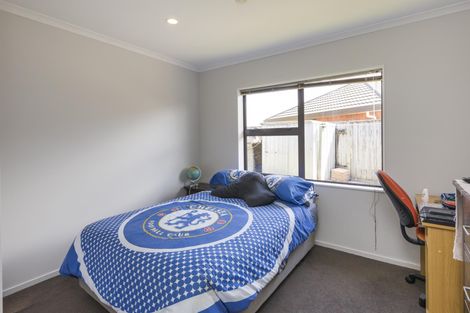 Photo of property in 62 Branigan Parade, Kelvin Grove, Palmerston North, 4414