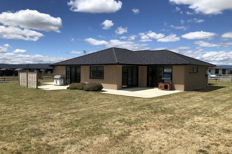 Photo of property in 5 Roma Way, Waitarere, 5510