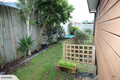 Photo of property in 115 Mandel Mews, Waiwhetu, Lower Hutt, 5010