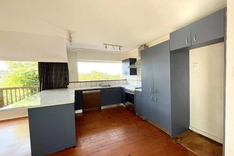 Photo of property in 114 Arran Road, Browns Bay, Auckland, 0630