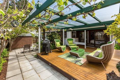 Photo of property in 2 Bosun Terrace, Whitby, Porirua, 5024