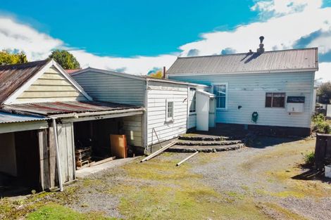 Photo of property in 9 Rawhiti Street, Dannevirke, 4930