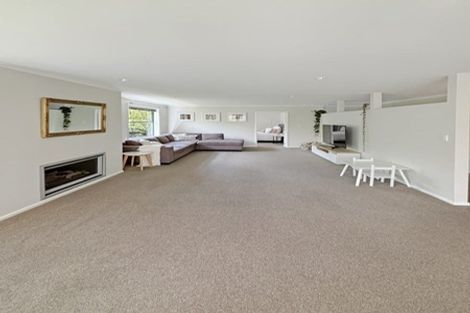 Photo of property in 9 Maple Lane, Huapai, Kumeu, 0810