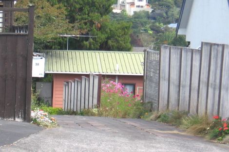 Photo of property in 2/38 Mahara Avenue, Birkenhead, Auckland, 0626